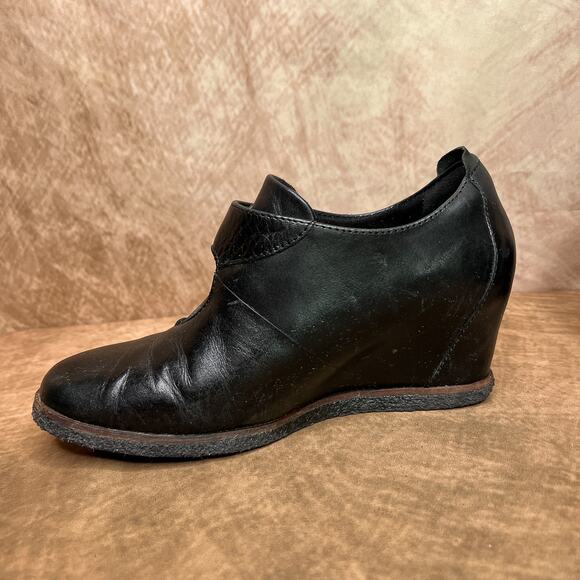 Earth Zanza Black Wedge Heel Mary Jane Clogs Shoes Leather Goth Euro Indie Y2K - Picture 6 of 10